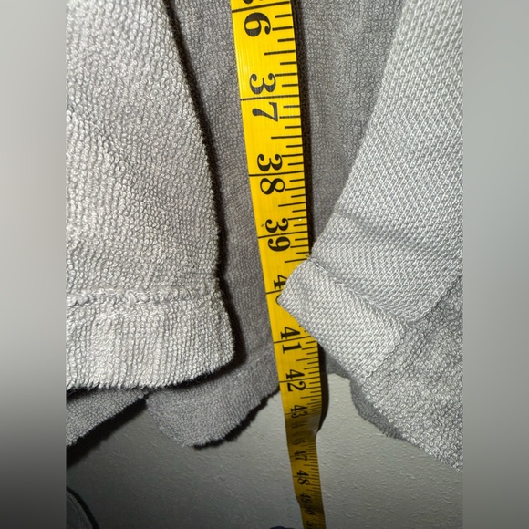 Lacoste Gray Robe with Pockets - Picture 6 of 8